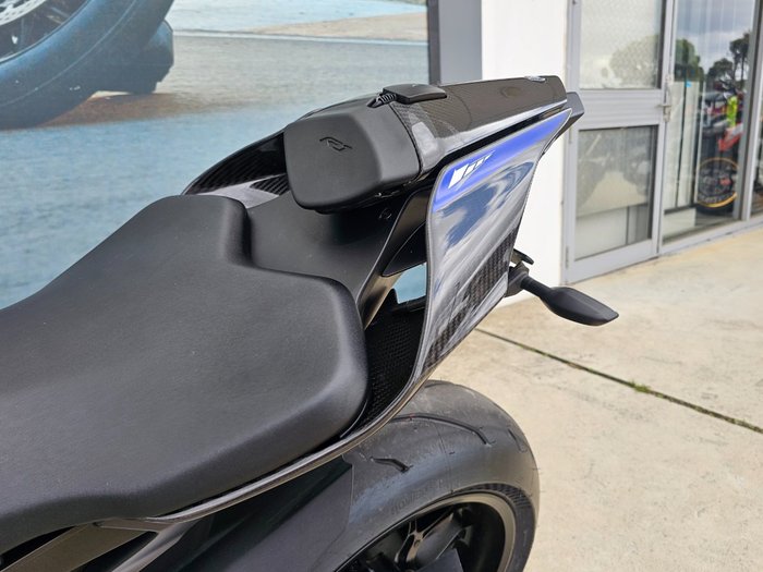 2024 Yamaha YZF-R1 M Silver