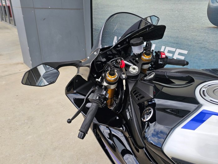 2024 Yamaha YZF-R1 M Silver