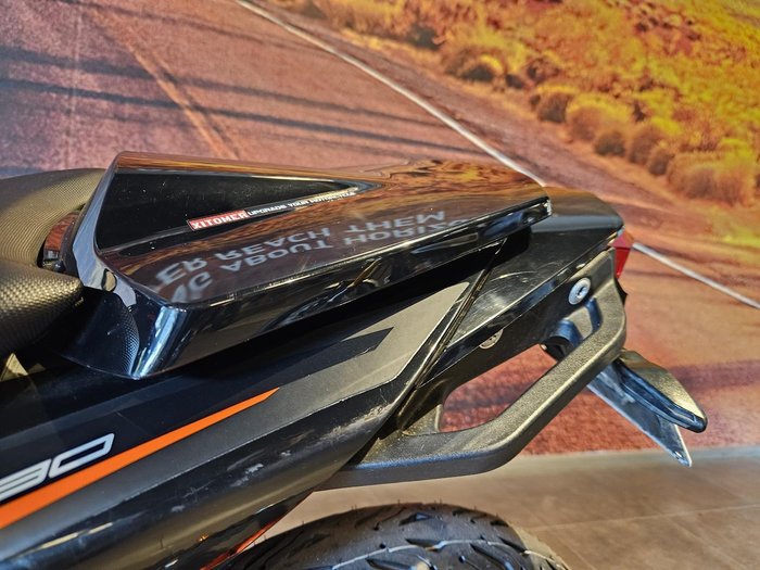 2017 KTM 690 Duke R Duke