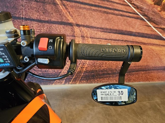 2017 KTM 690 Duke R Duke