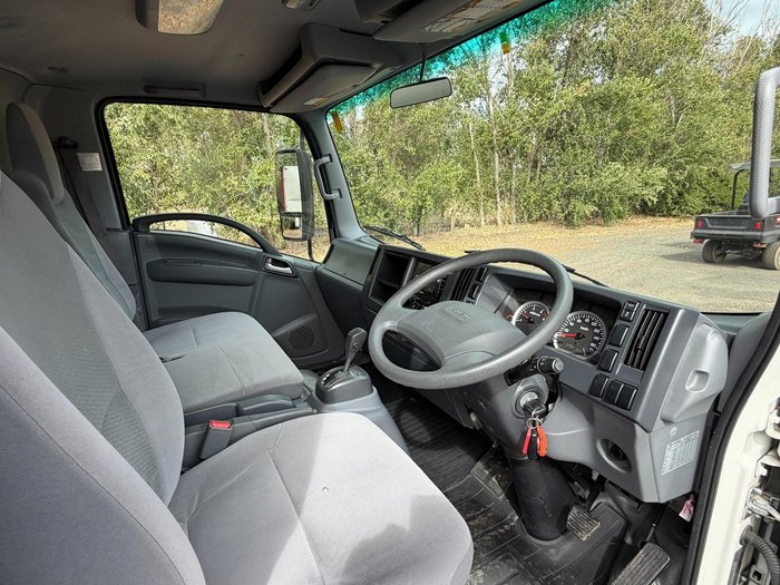 2021 Isuzu Nnr 45 150 Can Drive On Car Licence