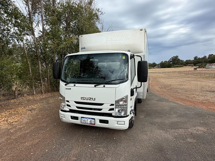 2021 Isuzu Nnr 45 150 Can Drive On Car Licence