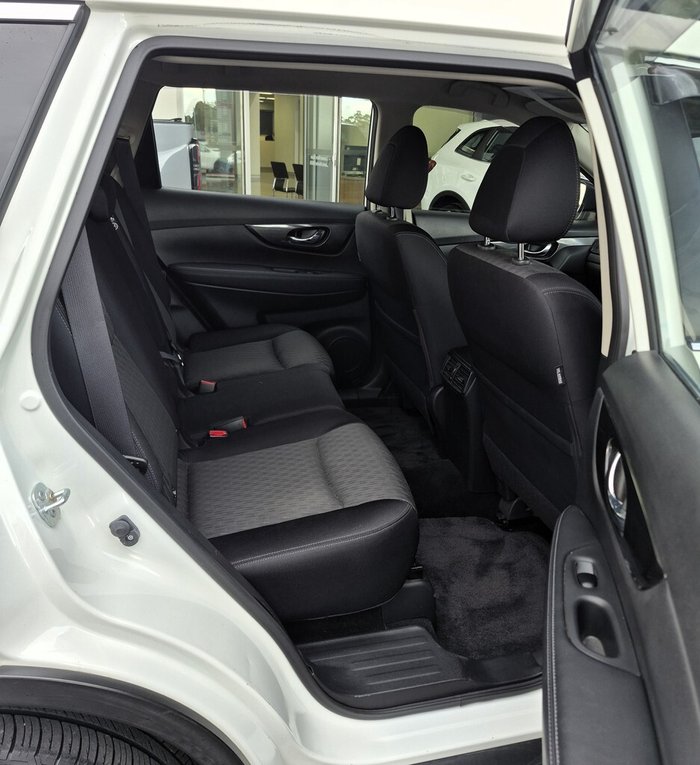 2017 Nissan X-TRAIL TS