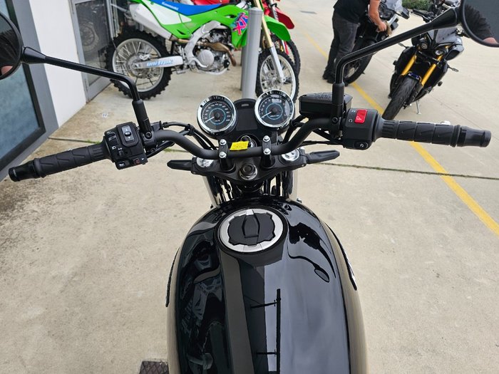 2025 Kawasaki Z650 RS Black