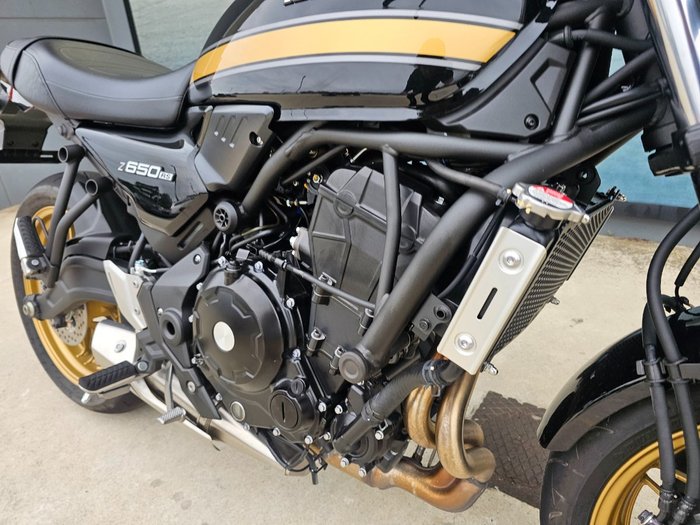 2025 Kawasaki Z650 RS Black