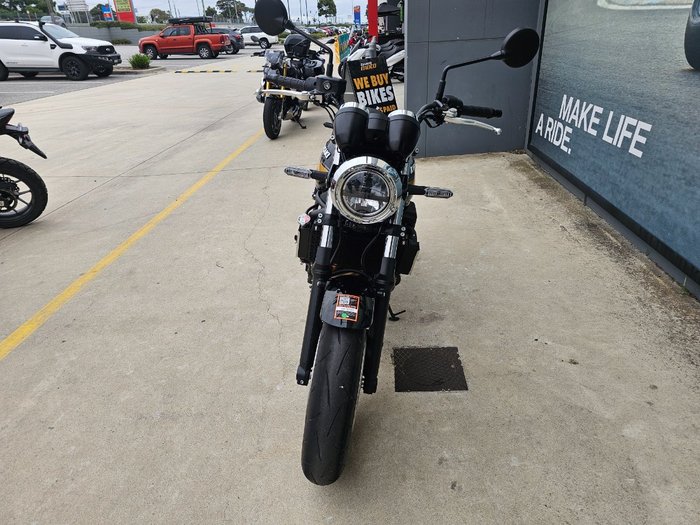 2025 Kawasaki Z650 RS Black