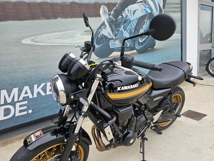 2025 Kawasaki Z650 RS Black