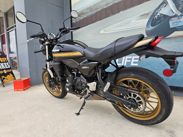 2025 Kawasaki Z650 RS Black