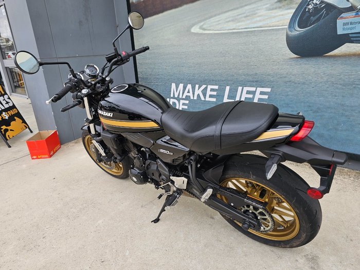 2025 Kawasaki Z650 RS Black