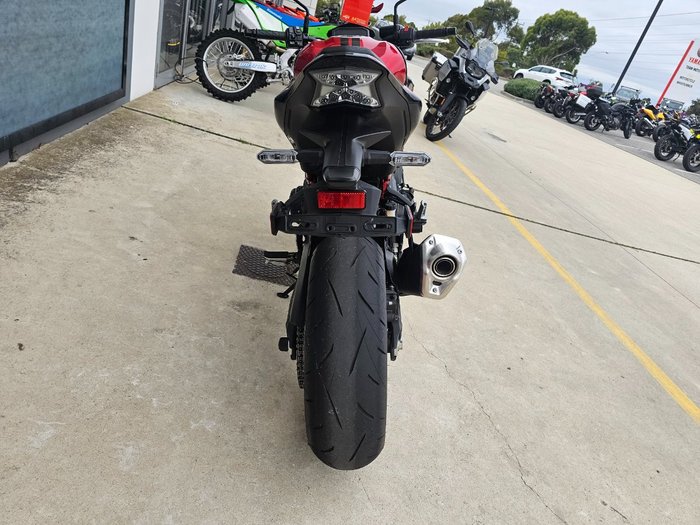 2024 Kawasaki Z900 (ZR900) Red