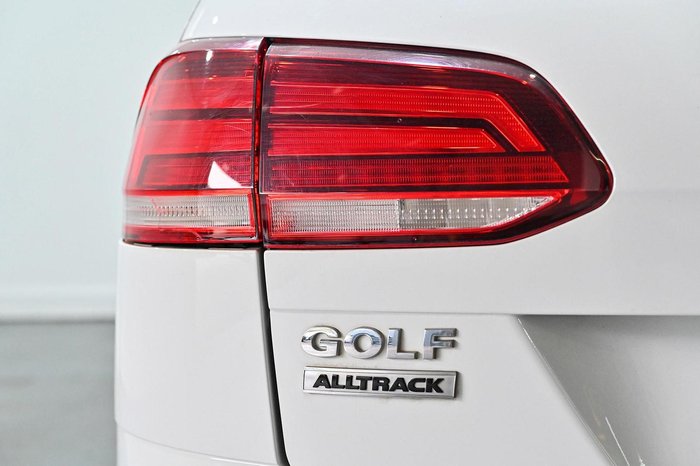2019 Volkswagen Golf Alltrack 132TSI Premium 7.5 MY19.5 Four Wheel Drive Pure White