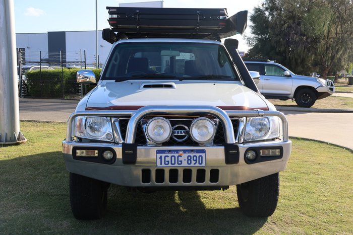 2013 Nissan Patrol ST