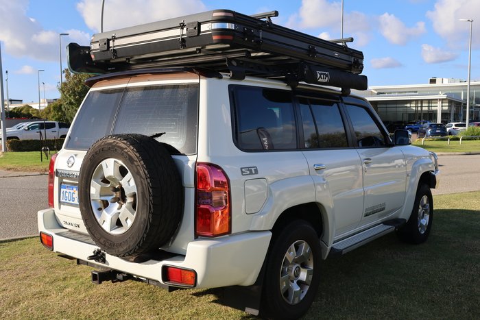2013 Nissan Patrol ST