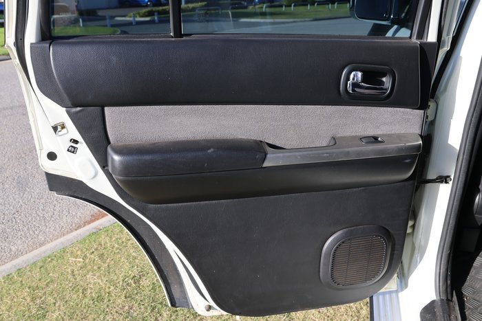 2013 Nissan Patrol ST