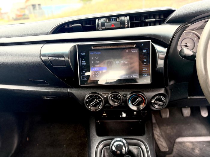 2017 Toyota Hilux SR GUN126R 4X4 Dual Range Glacier White