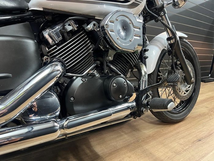 2016 Yamaha XVS650 V-STAR CUSTOM White