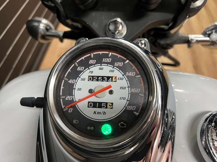 2016 Yamaha XVS650 V-STAR CUSTOM White