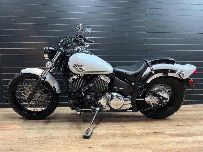 2016 Yamaha XVS650 V-STAR CUSTOM White