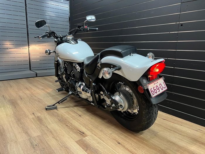 2016 Yamaha XVS650 V-STAR CUSTOM White
