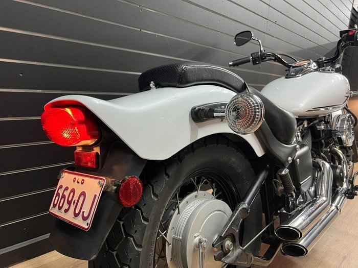 2016 Yamaha XVS650 V-STAR CUSTOM White