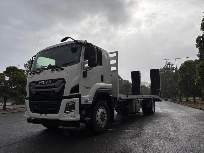 2025 Isuzu F Series