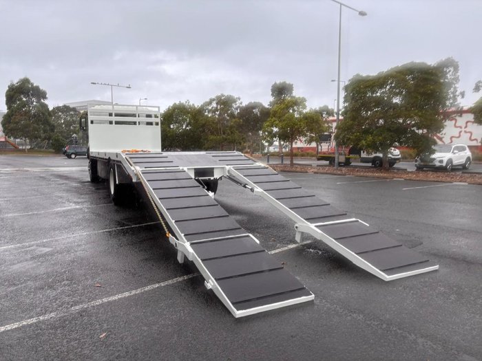 2025 Isuzu F Series FVD 170-300 AT R60