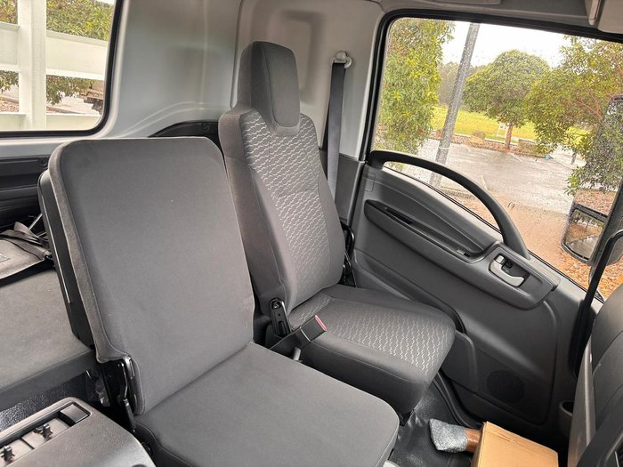2025 Isuzu F Series FVD 170-300 AT R60