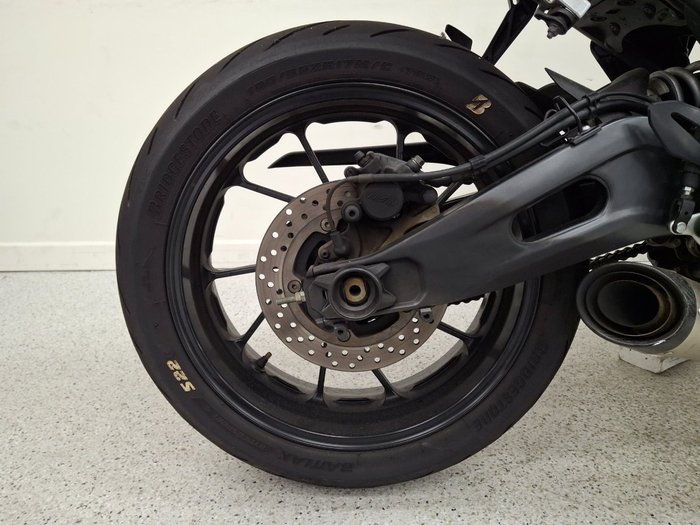 2021 YAMAHA YZF-R7LA Black