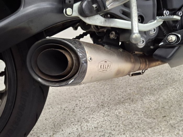 2021 YAMAHA YZF-R7LA Black