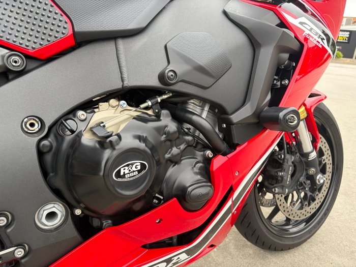 2017 Honda CBR1000RR (FIREBLADE) ABS Red