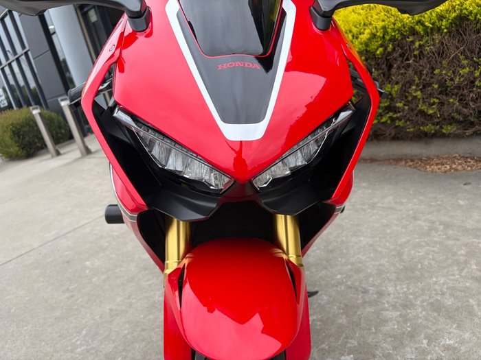 2017 Honda CBR1000RR (FIREBLADE) ABS Red
