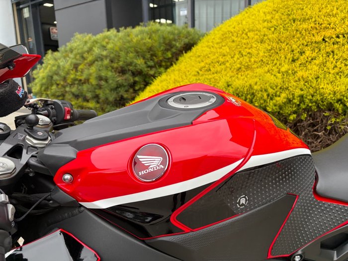 2017 Honda CBR1000RR (FIREBLADE) ABS Red