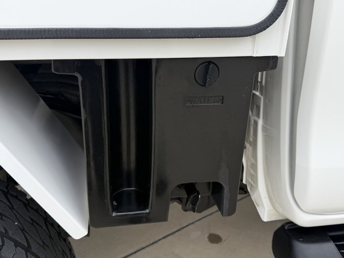 2018 Toyota Hilux SR