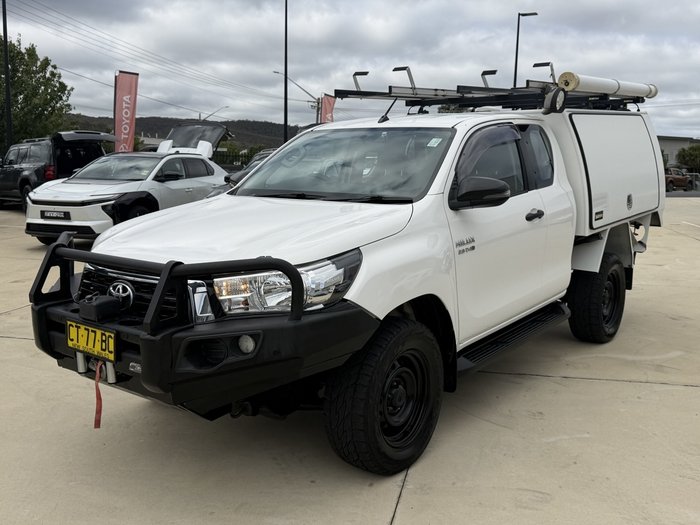 2018 Toyota Hilux SR