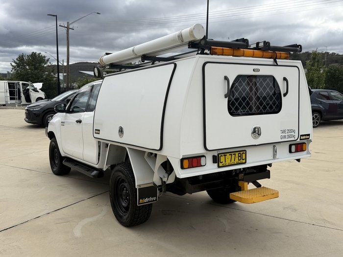 2018 Toyota Hilux SR
