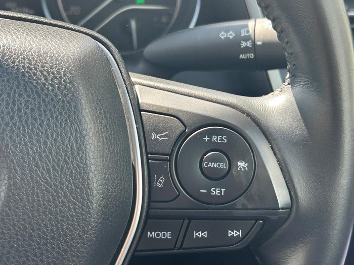 2020 Toyota Camry Ascent Sport