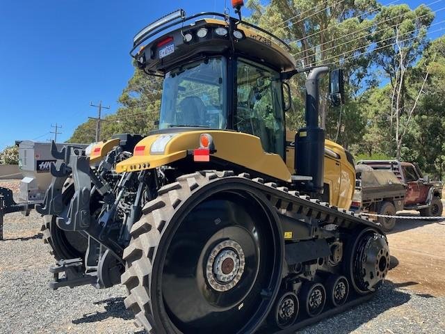 2019 Challenger Mt738
