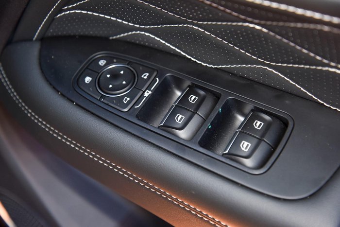 2026 GWM Tank 300 Ultra Hi4-T PHEV