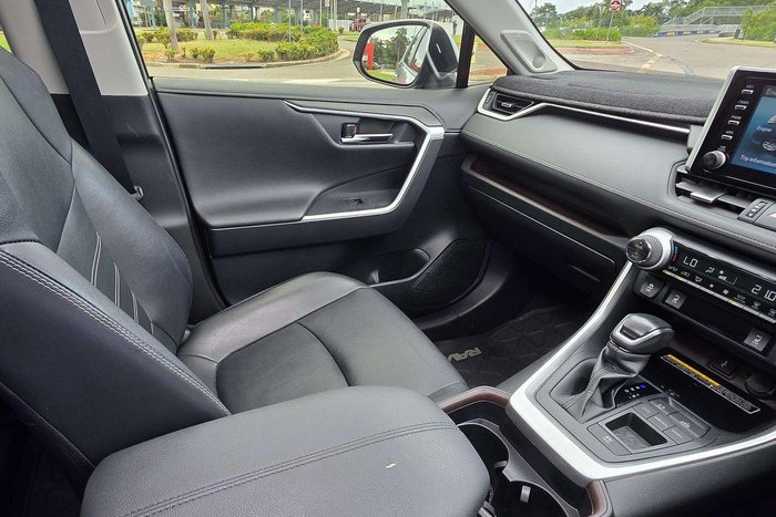2021 Toyota RAV4 Cruiser AXAH52R Silver Sky