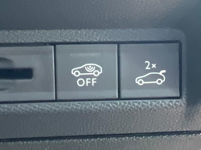 2025 Peugeot 3008 GT Premium Hybrid