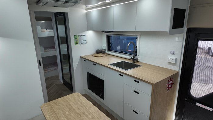 2026 Lotus Caravans Trooper Trx 23'5 Sbd