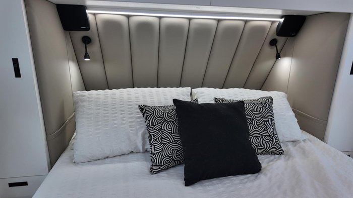 2026 Lotus Caravans Trooper Trx 23'5 Sbd