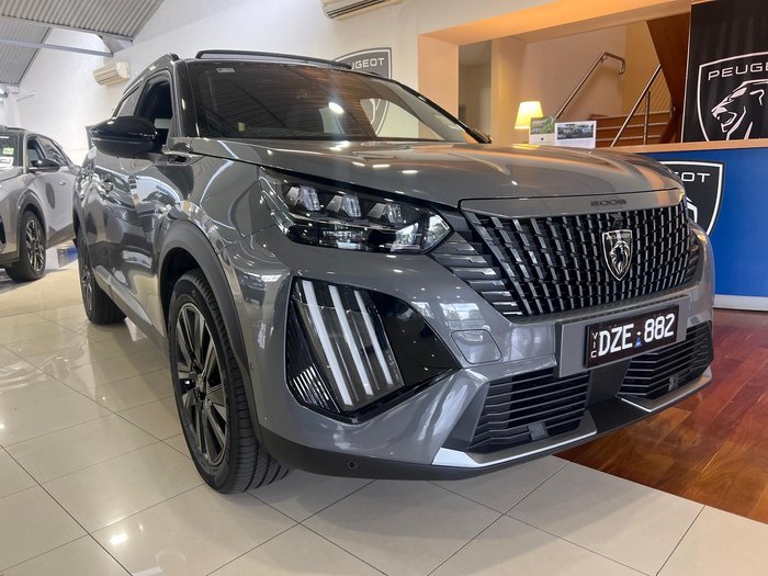 2025 Peugeot 2008 GT Hybrid