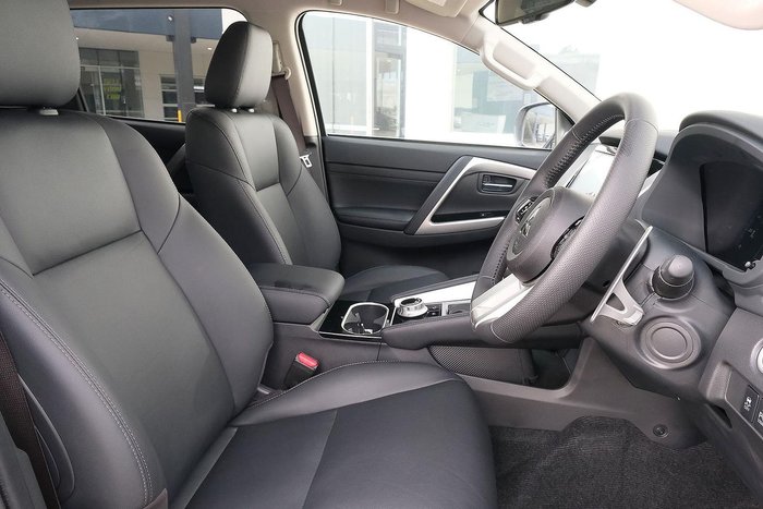 2017 Mitsubishi Pajero Sport GLX