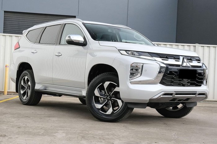2017 Mitsubishi Pajero Sport GLX