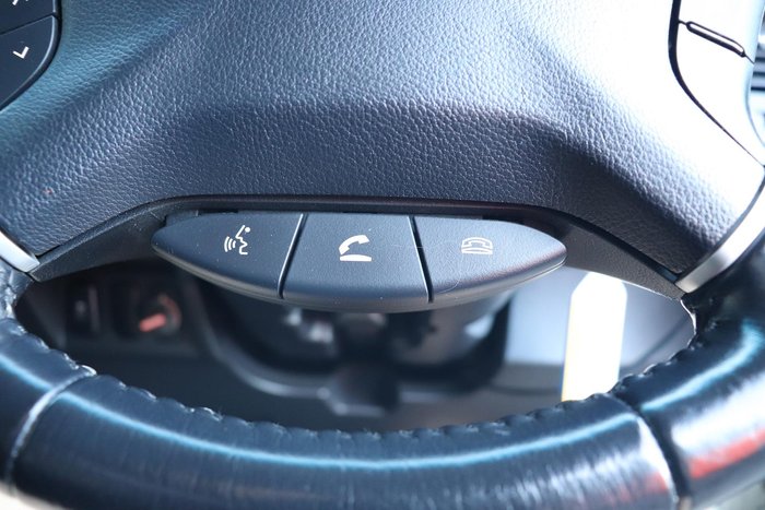 2018 Mitsubishi Pajero GLX