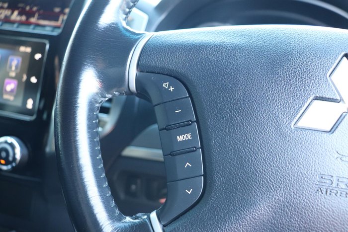 2018 Mitsubishi Pajero GLX