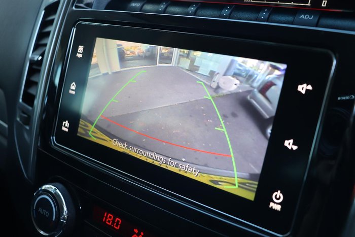 2018 Mitsubishi Pajero GLX