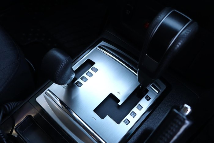 2018 Mitsubishi Pajero GLX