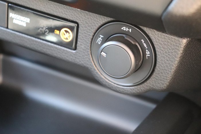 2025 Isuzu D-MAX X-RIDER